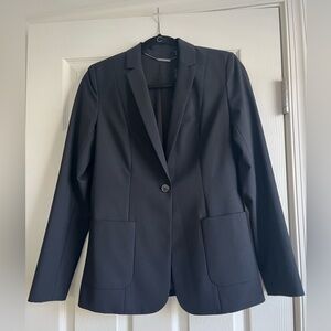 Black Elie Tahari suit blazer